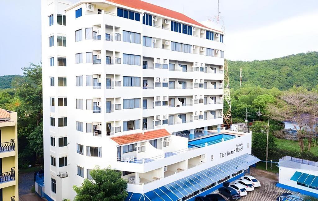 Nice Beach Hotel Rayong Dış mekan fotoğraf