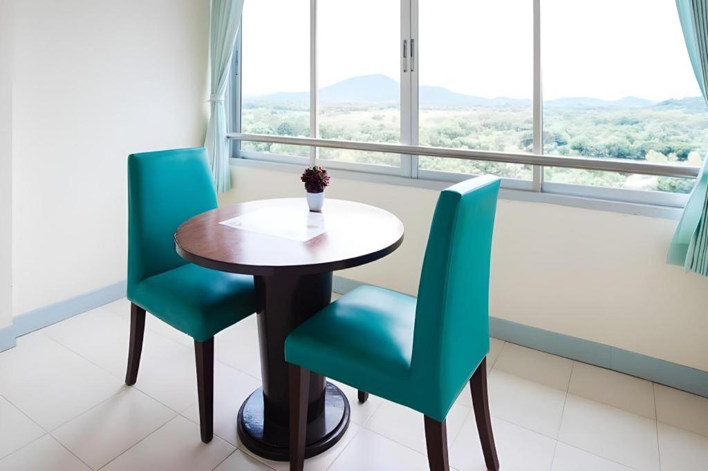 Nice Beach Hotel Rayong Dış mekan fotoğraf