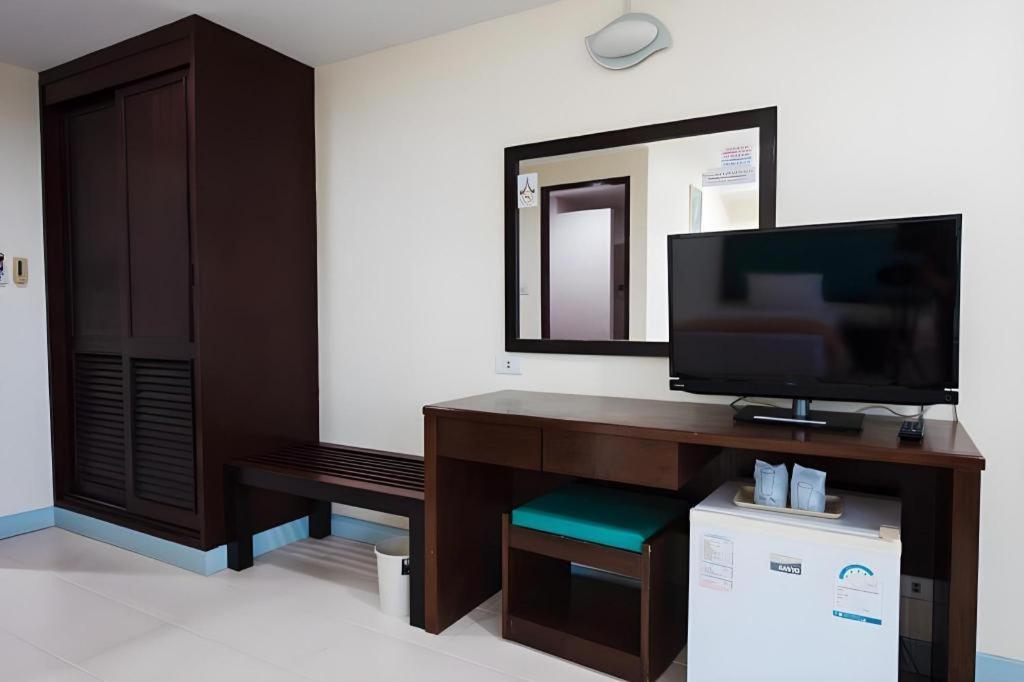 Nice Beach Hotel Rayong Dış mekan fotoğraf