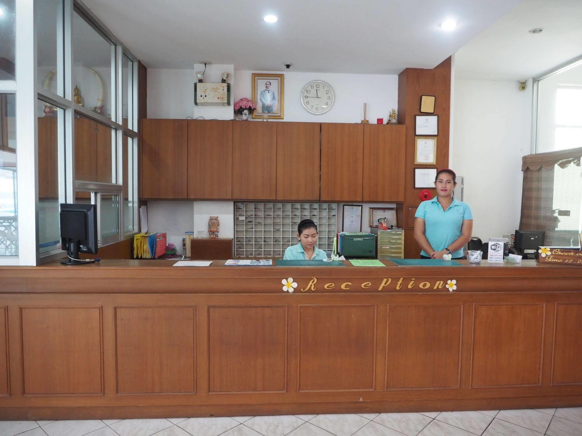 Nice Beach Hotel Rayong Dış mekan fotoğraf