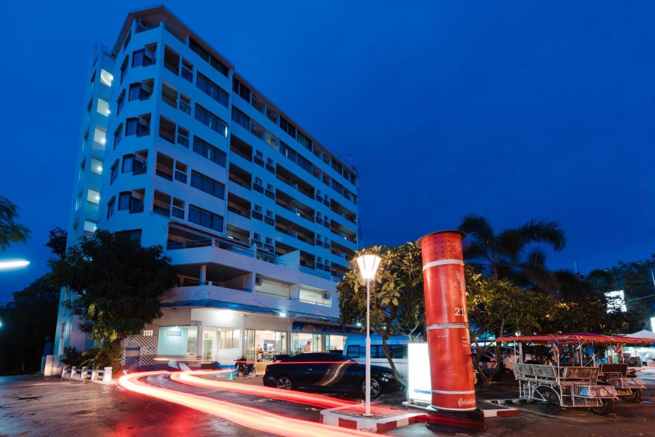 Nice Beach Hotel Rayong Dış mekan fotoğraf